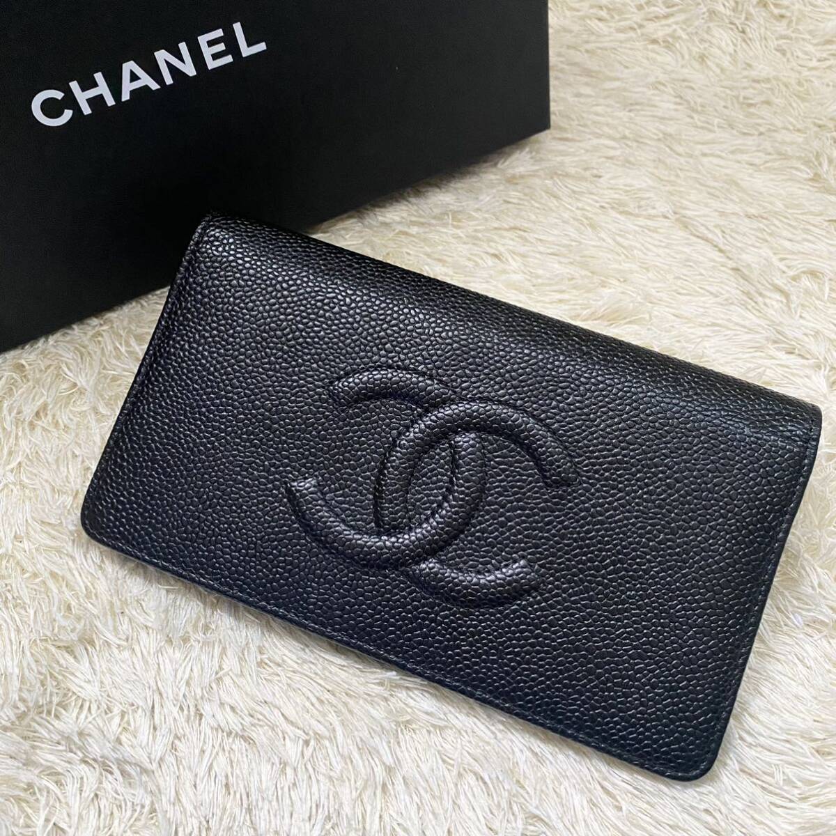 極上美品 CHANEL シャネル キャビアスキン 二つ折り長財布 極上美品 CHANEL シャネル キャビアスキン 二つ折り長財布