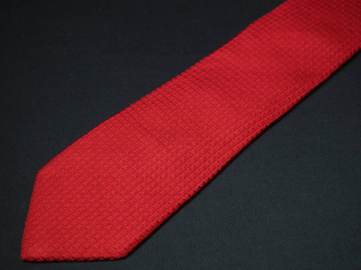 美品 【S.T.Dupont デュポン】A2000 Dロゴ 赤 RED SILK ブランド ネクタイ 古着 良品_画像6