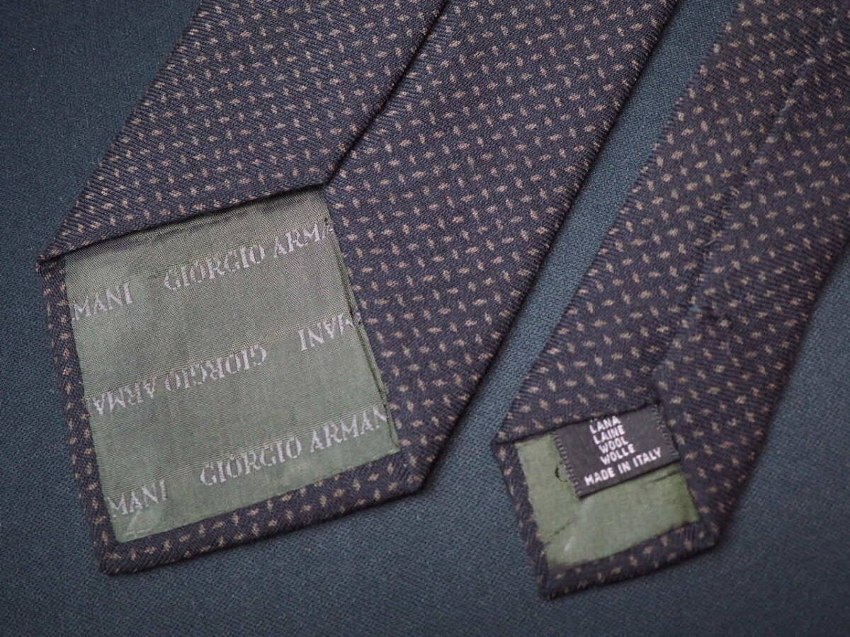 【ARMANI COLLEZIONI アルマーニ コレッツォーニ】A2245 ブラック 黒 WOOL イタリア 伊製 SILK ブランド ネクタイ 古着 良品_画像5