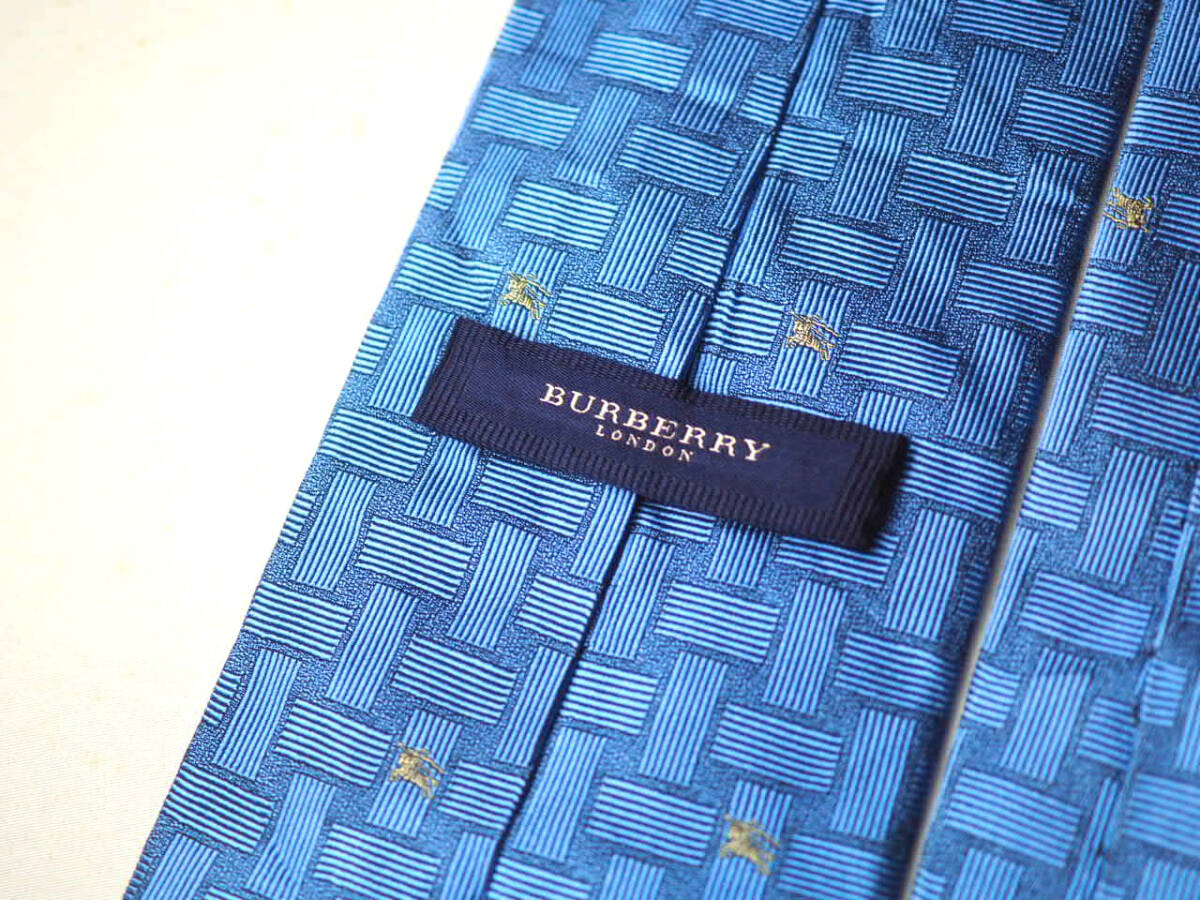 美品 【BURBERRY バーバリー】A2309 ロゴ ブルー系 イタリア 伊製 SILK ブランド ネクタイ ノバ チェック 良品の画像3