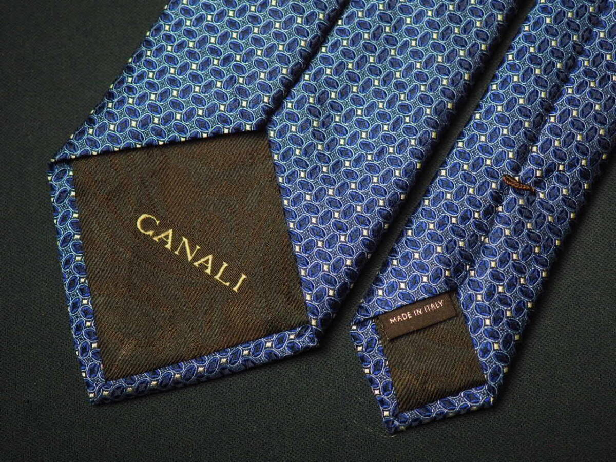 美品 【CANALI カナーリ】A2518 ネイビー シルバー ブラック イタリア ITALY製 SILK ブランド ネクタイ 古着 良品_画像4