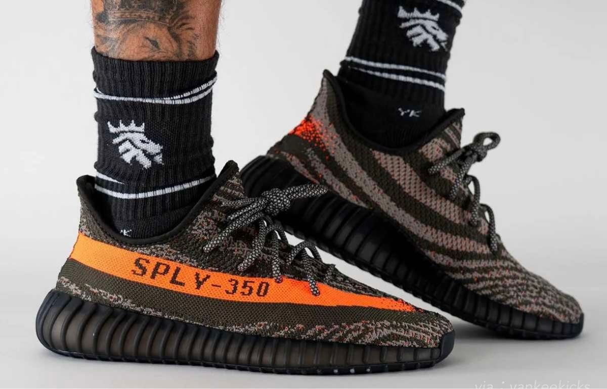 adidas YEEZY Boost 350 V2 アディダス イージーブースト 350 V2 カーボンベルーガ　新品未使用　28