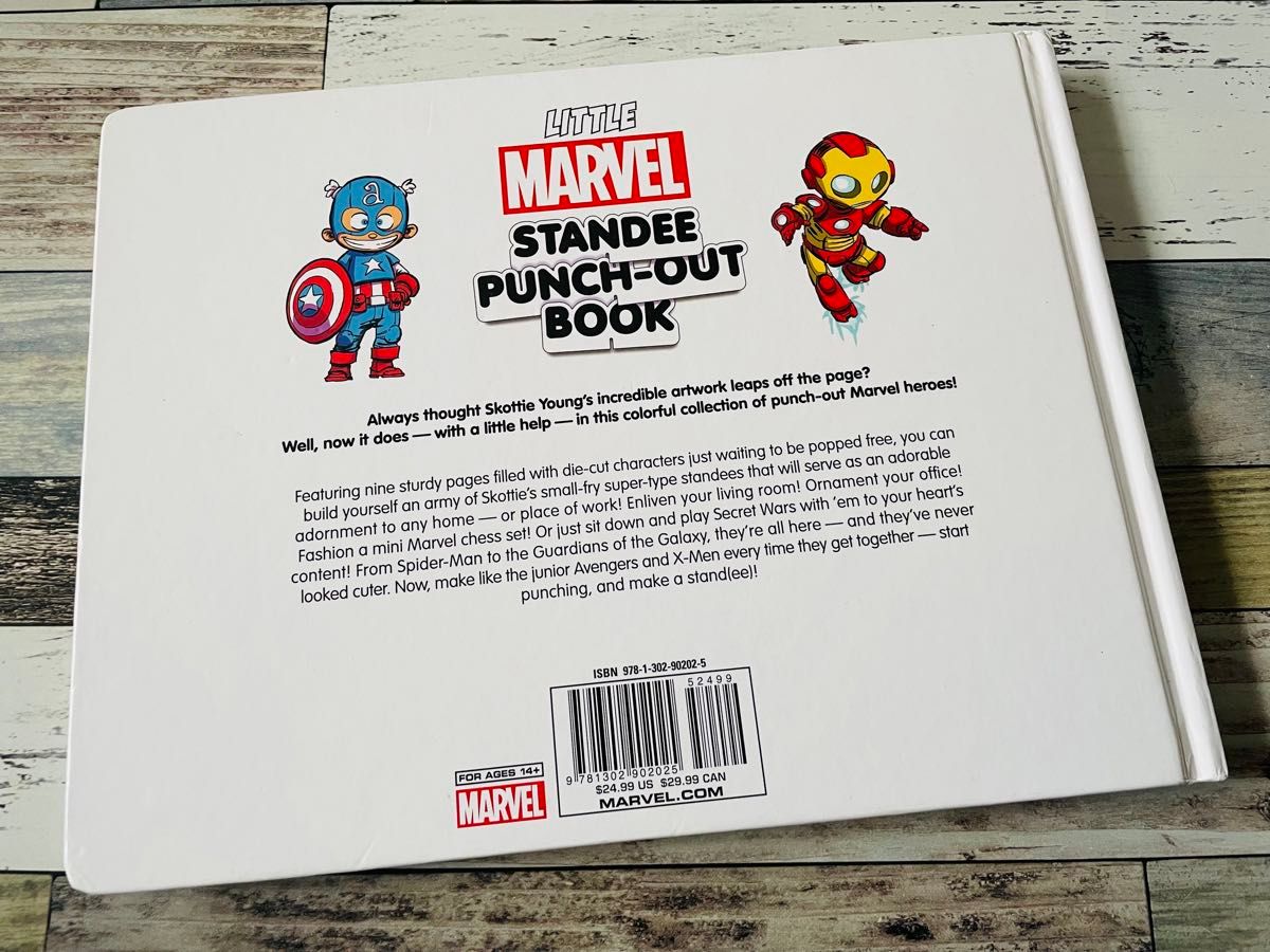 MARVEL STANDEE PUNCH OUT BOOK 洋書 英語 絵本