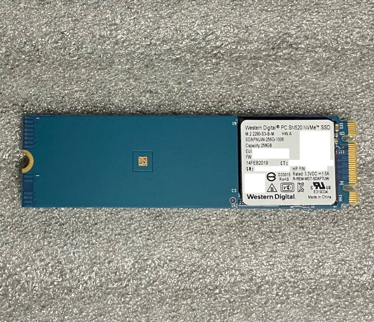 ◆送料無料◆M.2 SSD NVMe【Western Digital SDAPNUW-256G】256GB 1本_画像1