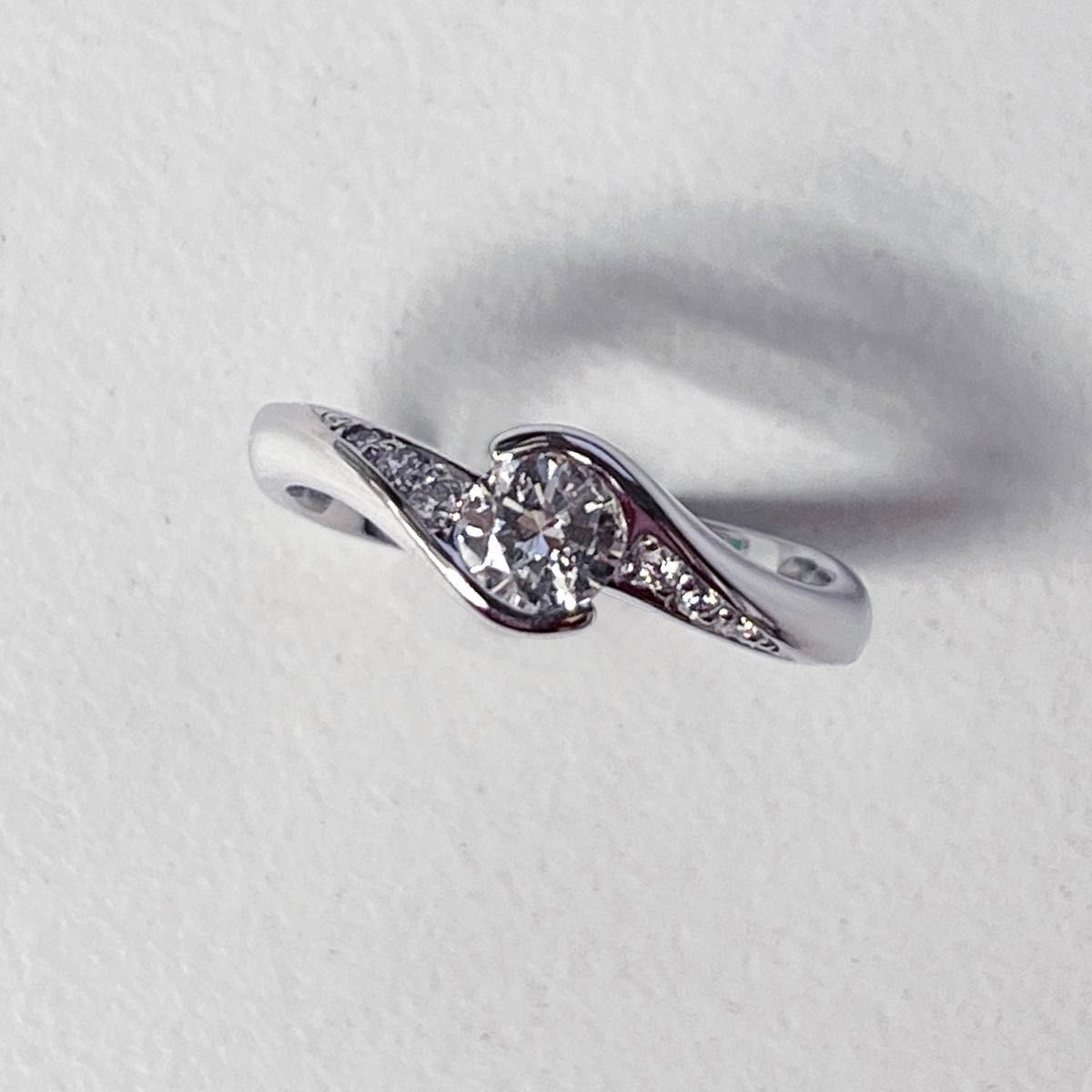 新品　未使用　PT900 プラチナ　リング　天然ダイヤモンド　結婚指輪　プロポーズリング　保証書有　weddingring