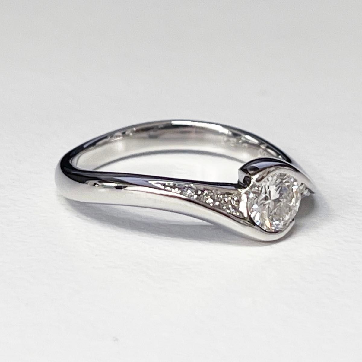 新品　未使用　PT900 プラチナ　リング　天然ダイヤモンド　結婚指輪　プロポーズリング　保証書有　weddingring