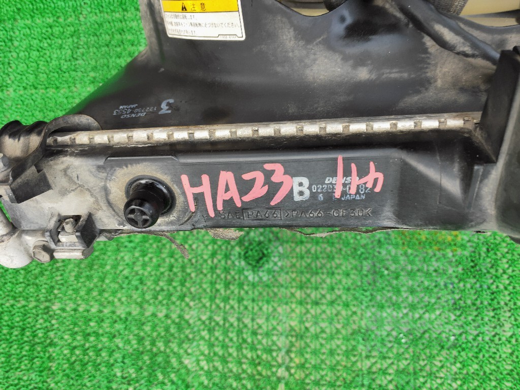 HE21S ラパン MC22S MD22S ワゴンR AZワゴン HA23S HB23S アルト キャロル ラジエーター ラジエターの画像2