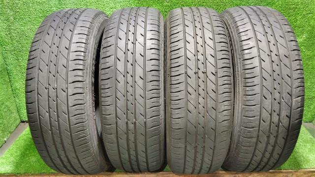 中古 オートバックス タイヤ 205/65R15 マックスランエバーロード 2020_画像1