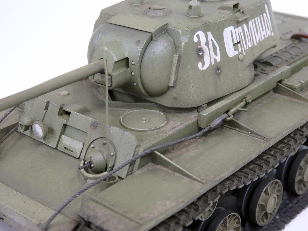 【送710円可】■タミヤ 1/35 ソ連軍 KvI-C型重戦車（1941年）// RUSSIAN HEAVY TANK KV-1 MODEL C 1941 【MM35066】_画像7