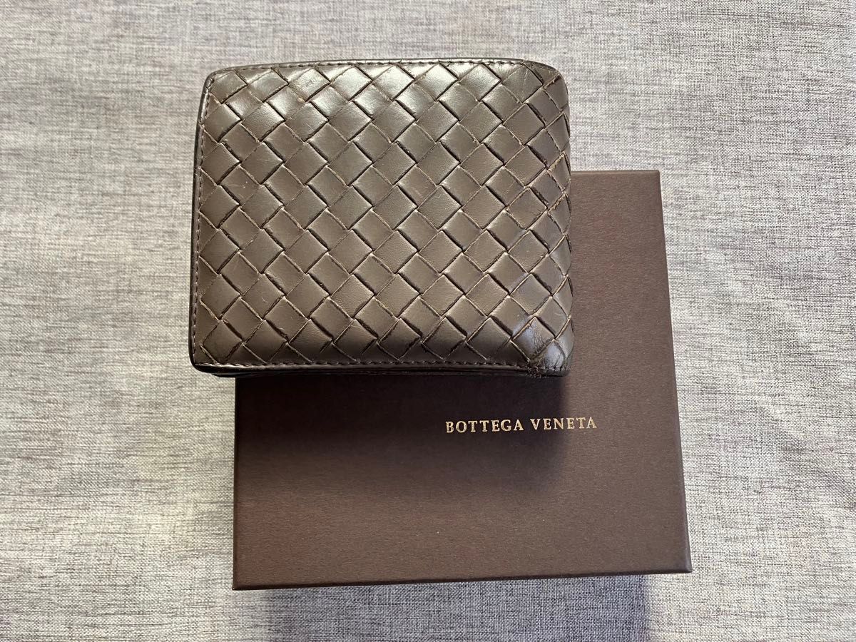 BOTTEGA VENETA 二つ折り財布