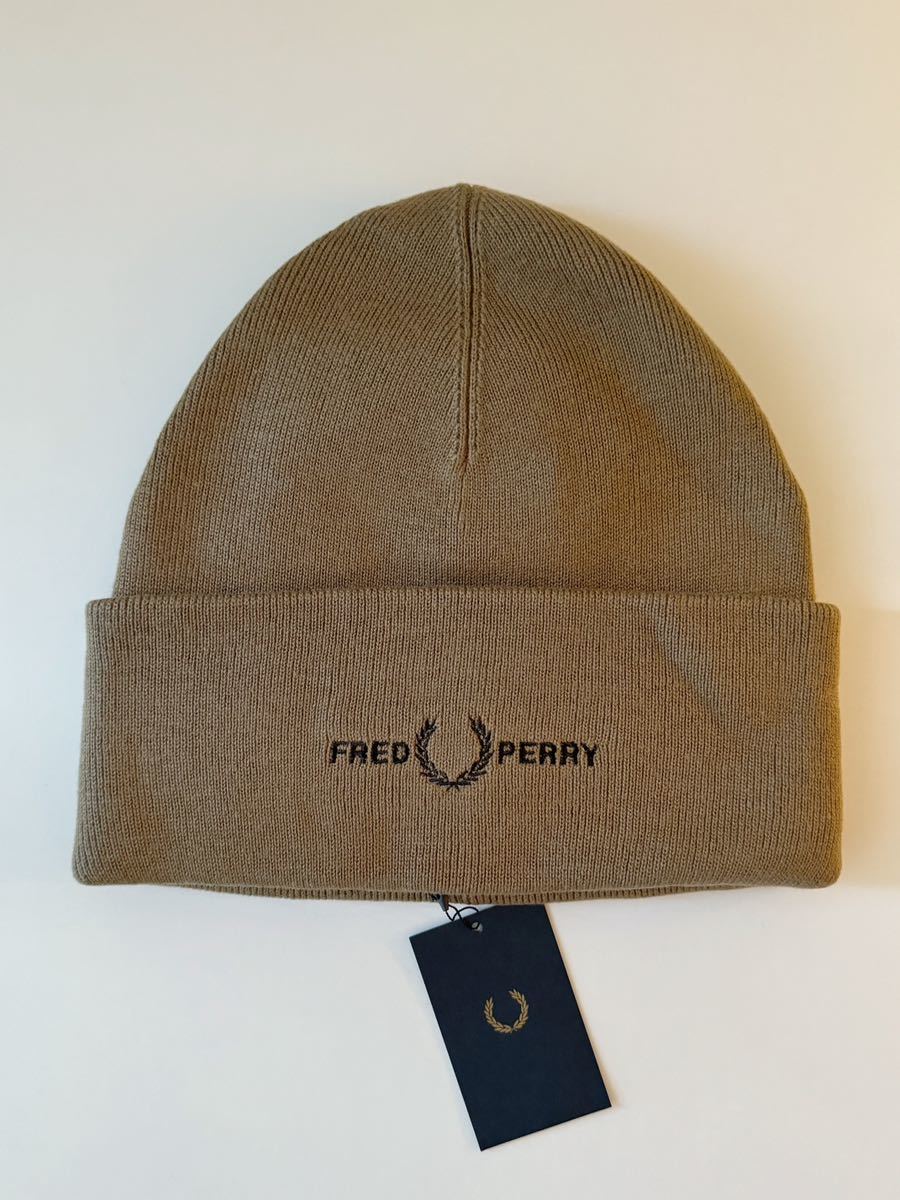 新品 Fred Perry Graphic ニット帽 ビーニー フレッドペリーの画像1