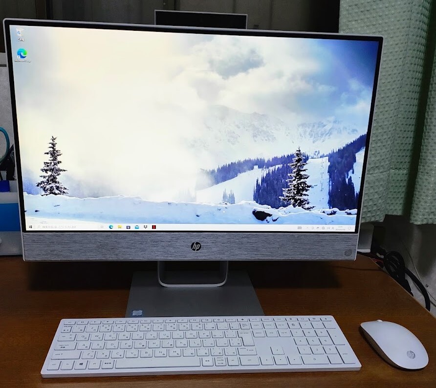 HP Pavilion 24-x015jp Core i7・SSD+HDD・16GBメモリ_画像1