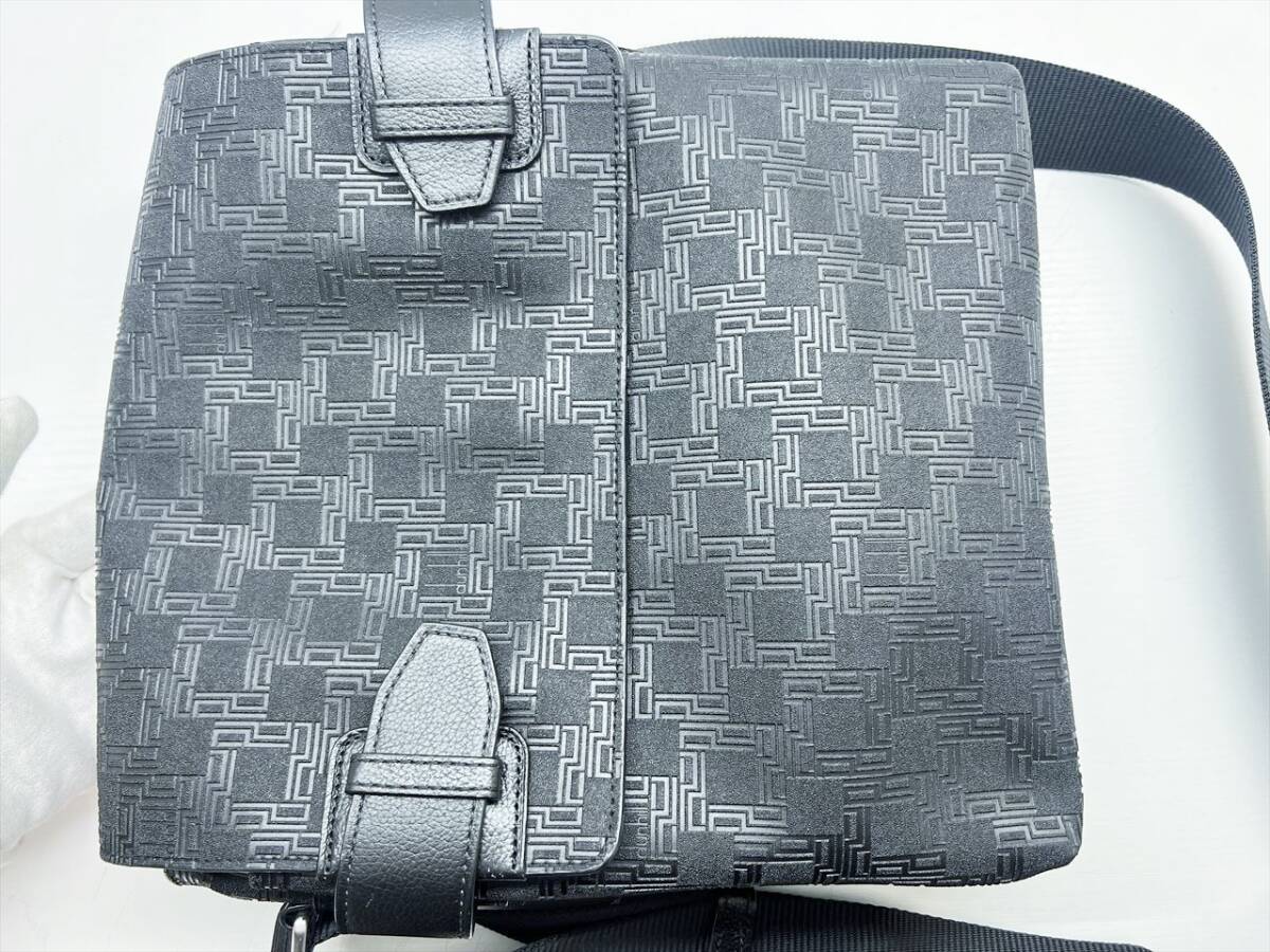 美品 Dunhill ダンヒル ディーエイト PVC クロスボディバッグ 美品 Dunhill ダンヒル ディーエイト PVC クロスボディバッグ