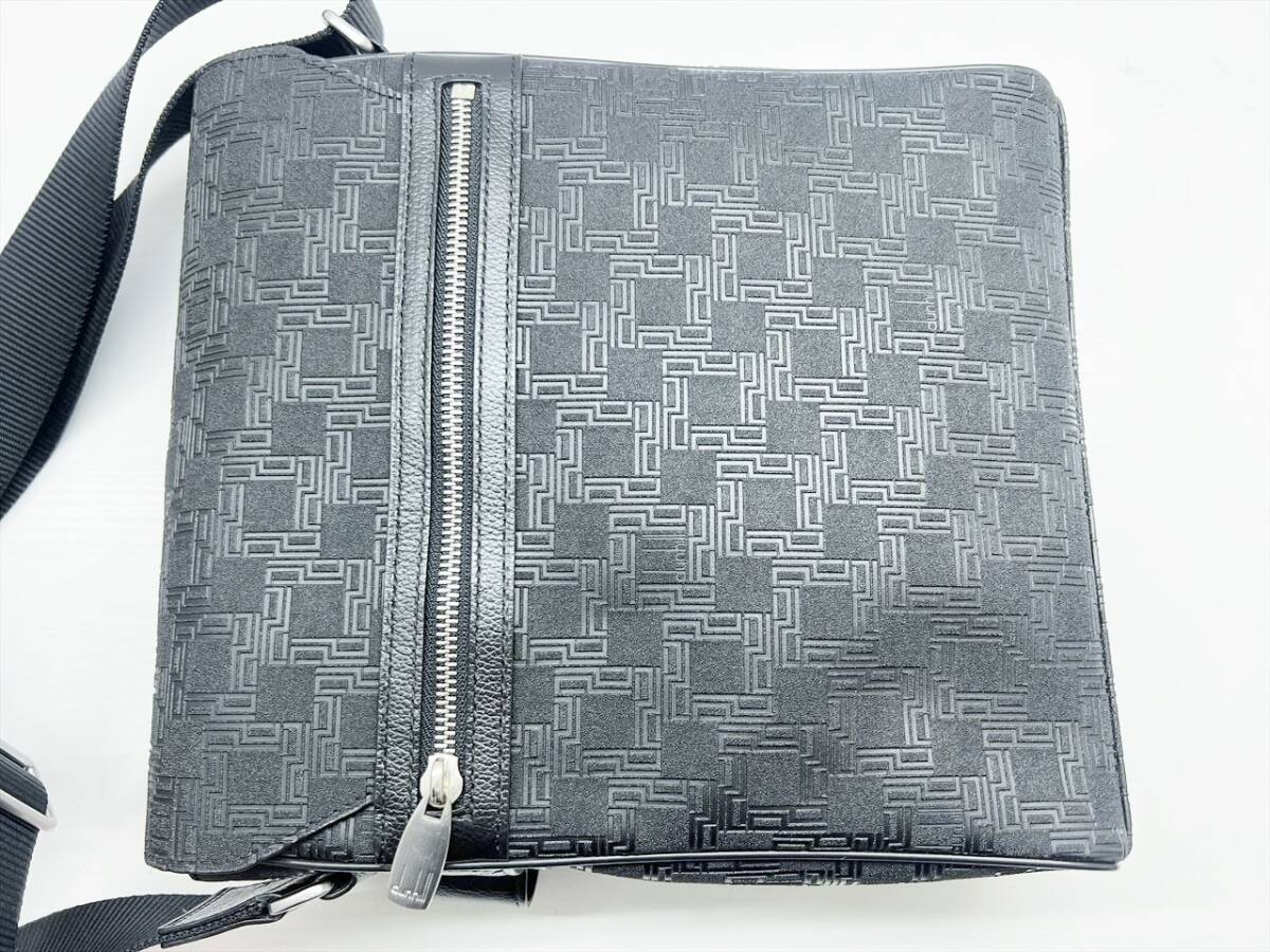 美品 Dunhill ダンヒル ディーエイト PVC クロスボディバッグ 美品 Dunhill ダンヒル ディーエイト PVC クロスボディバッグ