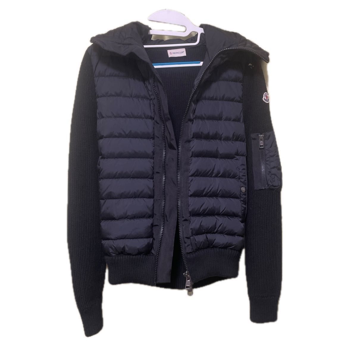 モンクレール MONCLER ダウンニットハイブリッドカーディガン モンクレール MONCLER ダウンニットハイブリッドカーディガン