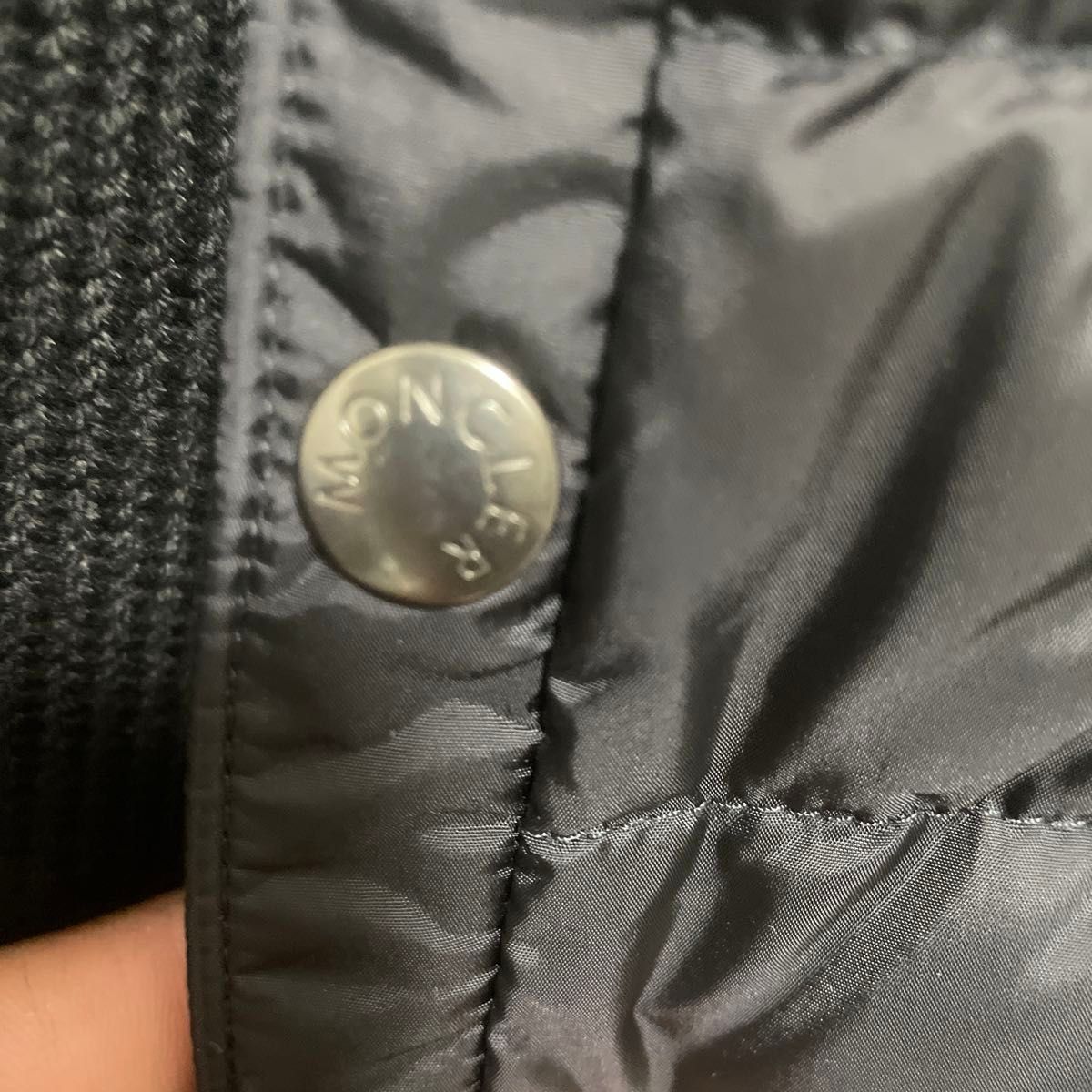 モンクレール MONCLER ダウンニットハイブリッドカーディガン モンクレール MONCLER ダウンニットハイブリッドカーディガン