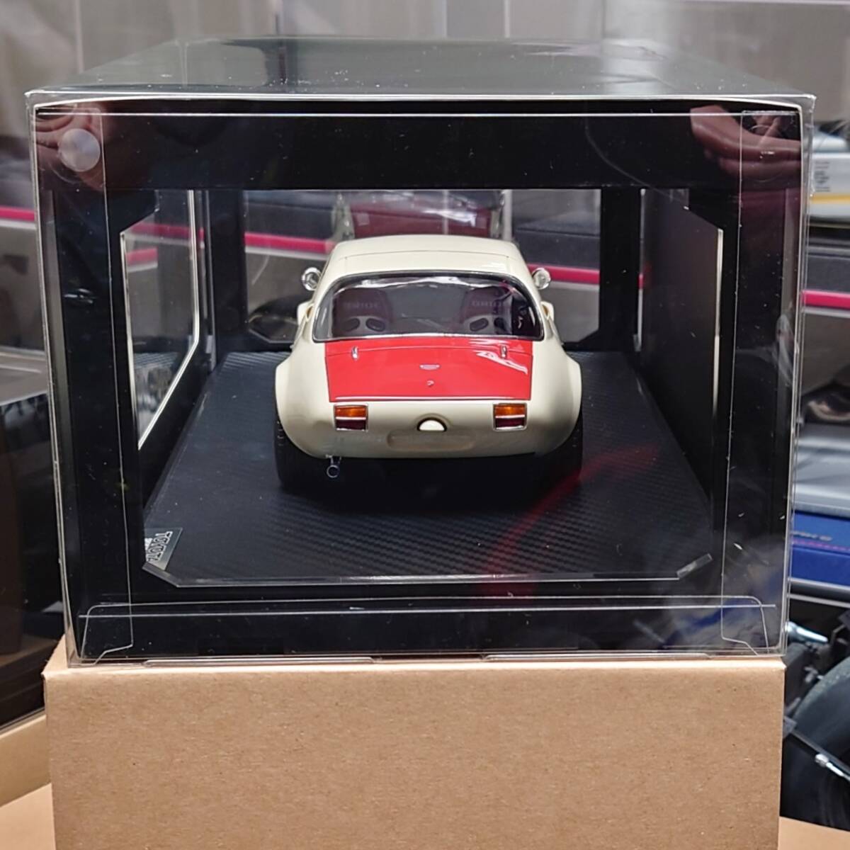 イグニッションモデル : IG3096 1/18 Toyota Sports 800 NOB Hachi Ver White/Red : ignition model_画像5