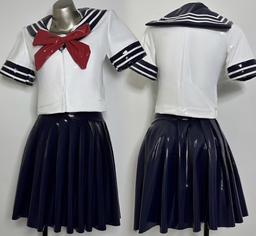 ※商品は同日の落札のみの同梱 超光沢 セーラー風トップス,プリーツスカート 学生制服 コスチューム 上下セット(ホワイト×ネイビー)ＸＸＬ_画像1