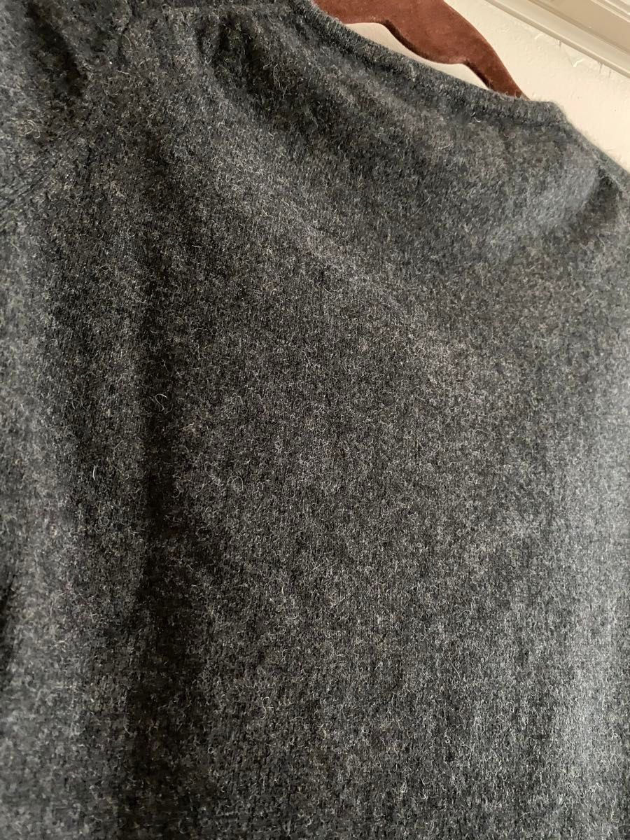 ユニクロ カシミヤ 半袖セーター グレー