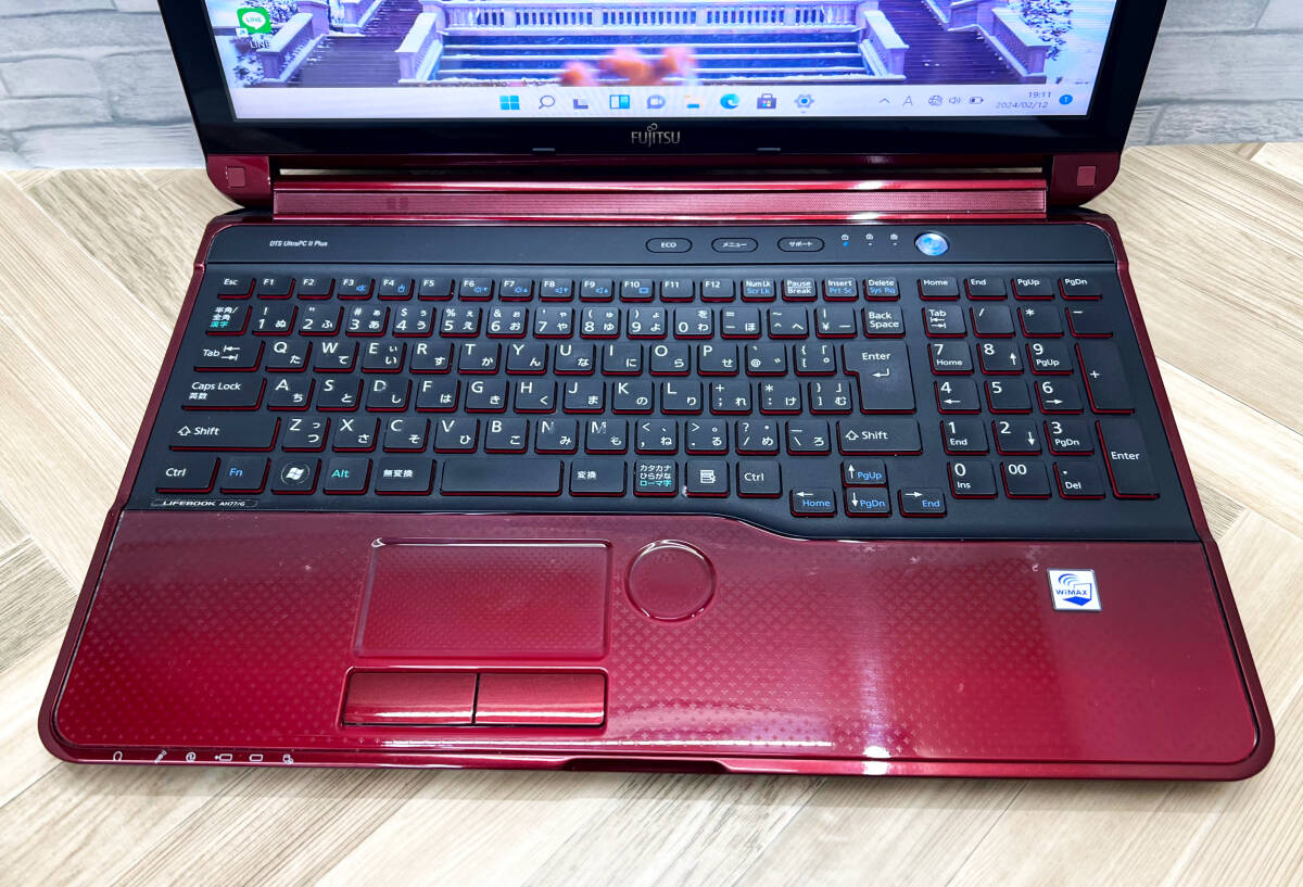 極上品/新型Window11搭載/富士通/爆速Core-i7搭載/カメラ/高速新品SSD512GB/驚異の16GBメモリ/DVD焼き/オフィス/ソフト多数!！_画像3