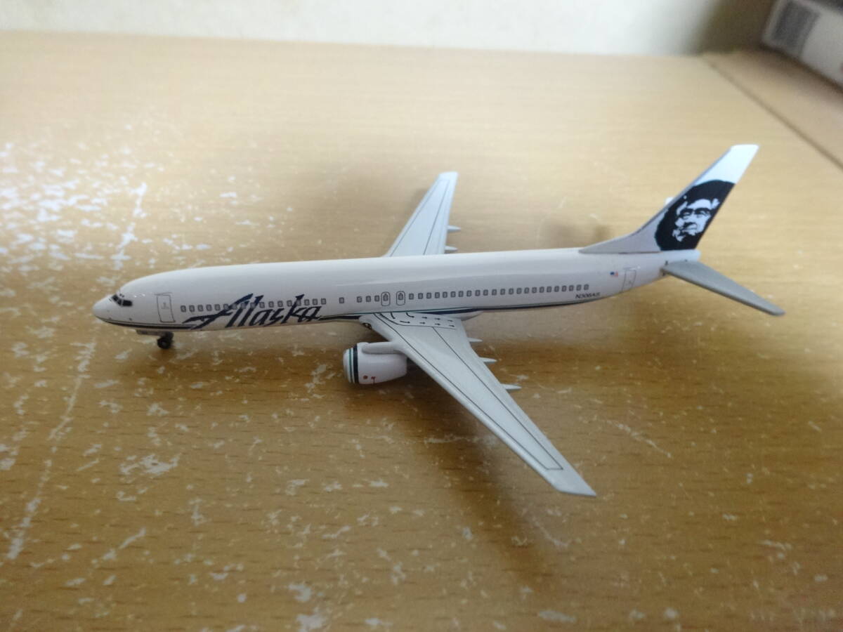1/400　アラスカ航空　737-900_画像1