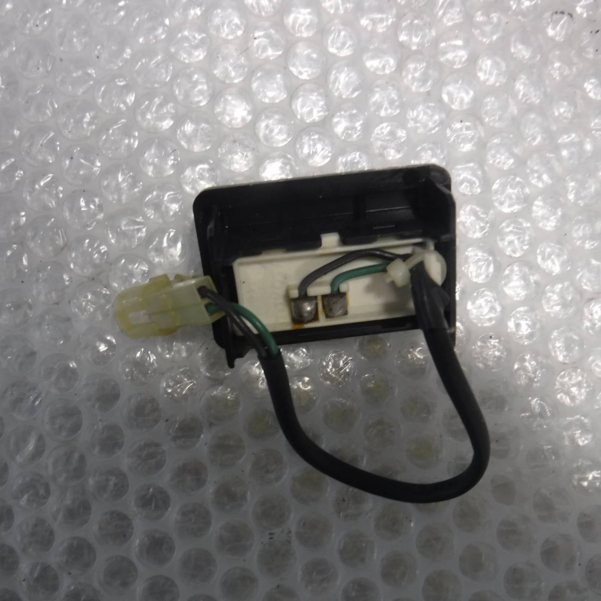 ヤフオク セルシオucf10 エアサス 車高制御スイッチ Ucf11 ヤフオク セルシオucf10 エアサス 車高制御スイッチ Ucf11