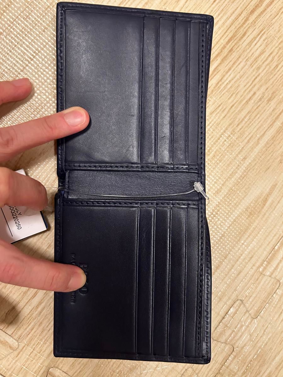 ポロラルフローレン ポロベア 牛革 財布 二つ折り 新品未使用 ポロラルフローレン ポロベア 牛革 財布 二つ折り 新品未使用