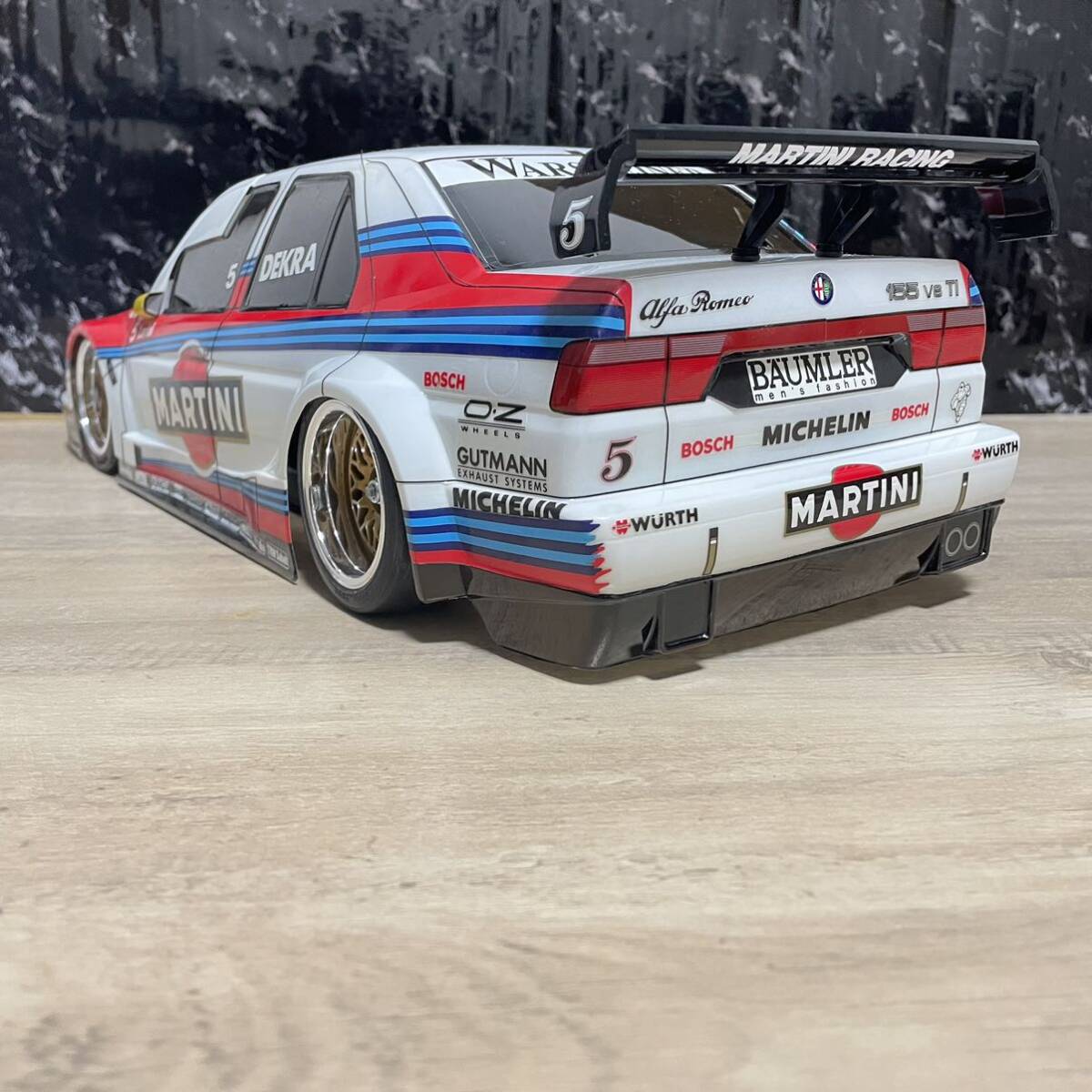 タミヤ　マルティニ　アルファロメオ　155 DTM　1/10 ラジコンボディ_画像8