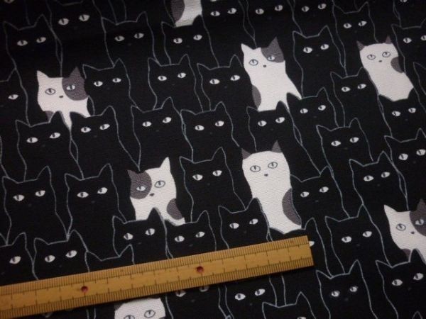 ☆生地**1m☆♪ねこの柄コットンオックス/黒地