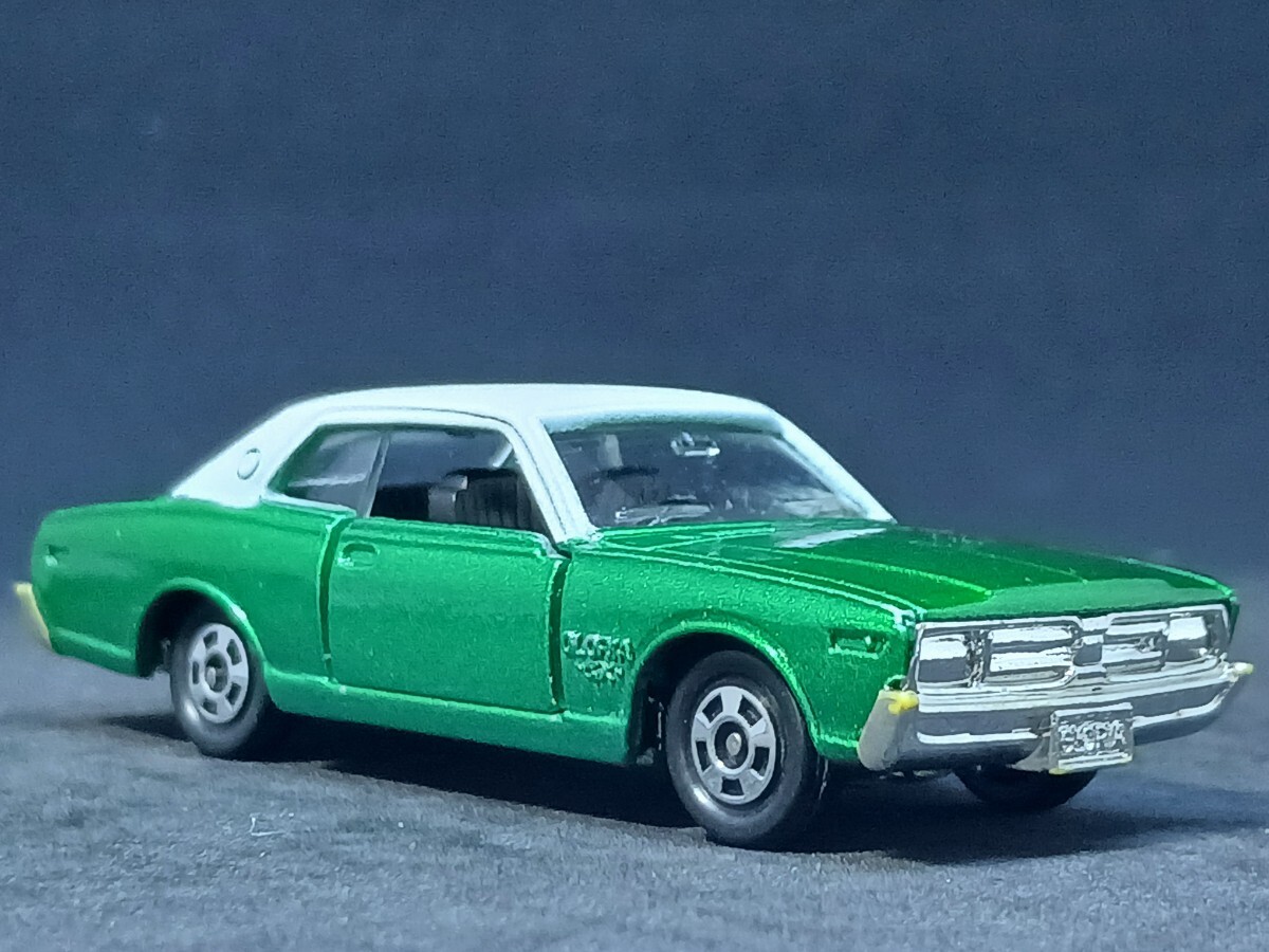 ◆日本製トミカ/ゼロクラフト特注(1/65)◆日産・グロリア・2000GX(230/緑&白)◆箱なし/ルース/小傷有★夢屋JT150★_画像3