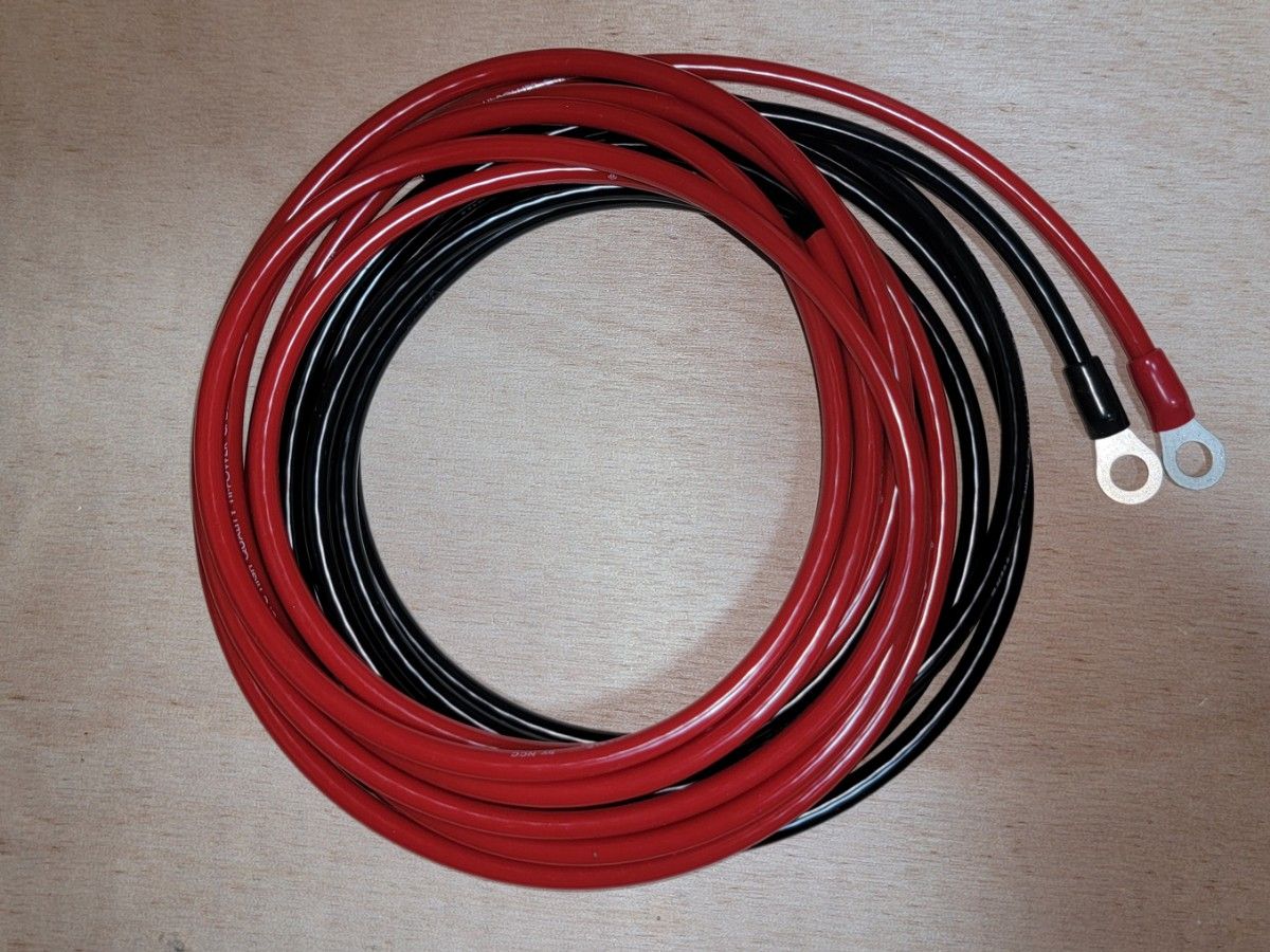 日本製 新品 赤黒 3Ｍ×2本 ８ゲージ 端子付 バッ直用 パワーケーブル 8ゲージ パワーケーブル
