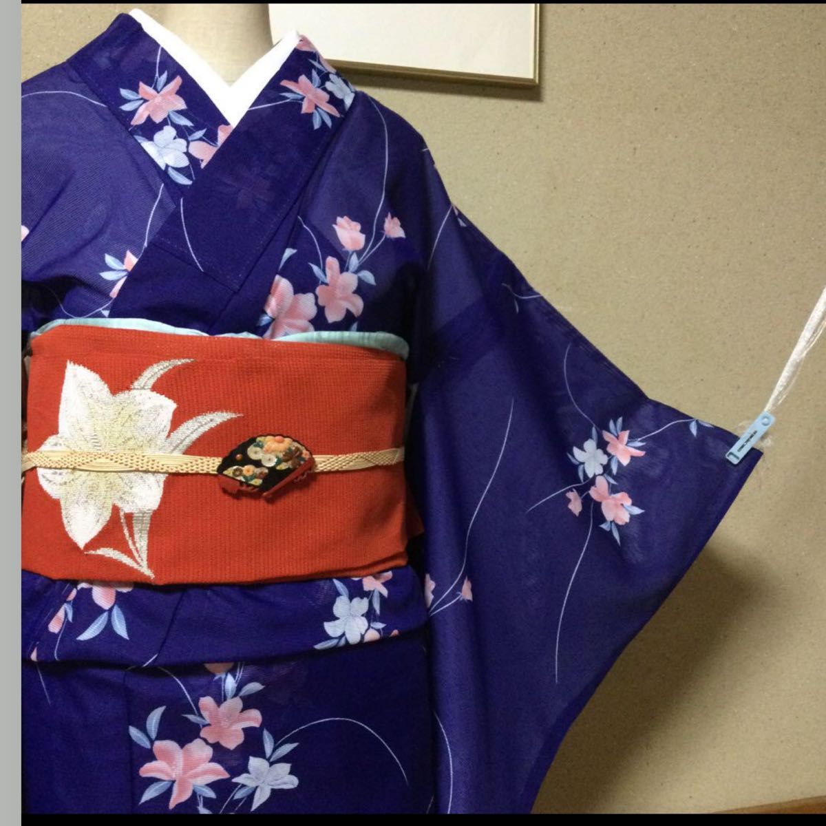 未使用 涼しげ 絽 薄物 夏着物 単衣 青 花柄 Mサイズ しつけ糸 未使用 涼しげ 絽 薄物 夏着物 単衣 青 花柄 Mサイズ しつけ糸