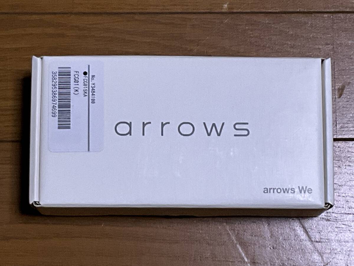 ARROWS WE FCG01 5.7インチ　ブラック SIMフリー_画像3