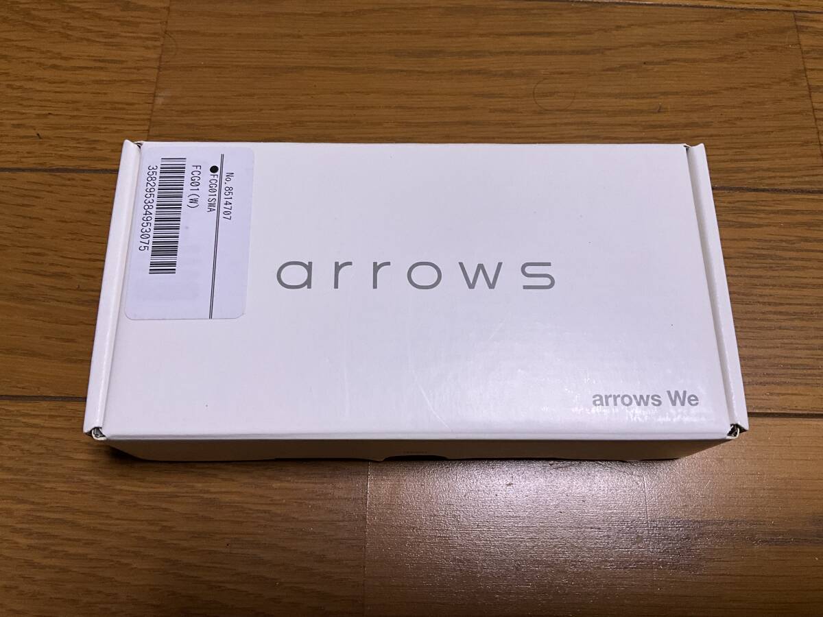 新品未使用品 ARROWS WE FCG01 5.7インチ　ホワイト SIMフリー_画像3