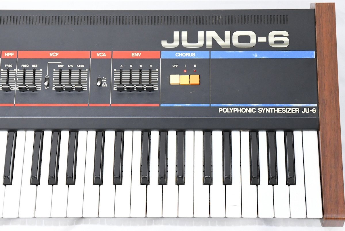 Roland ローランド JUNO-6 アナログシンセサイザー ハードケース付き 現状品 Y20791075_画像4