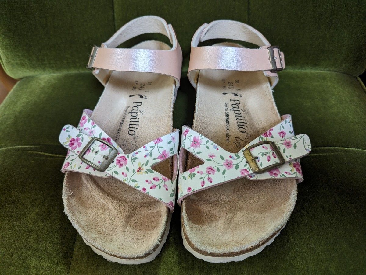 BIRKENSTOCK Papillio サンダル 花柄　ストラップ ビルケンシュトック　パピリオ