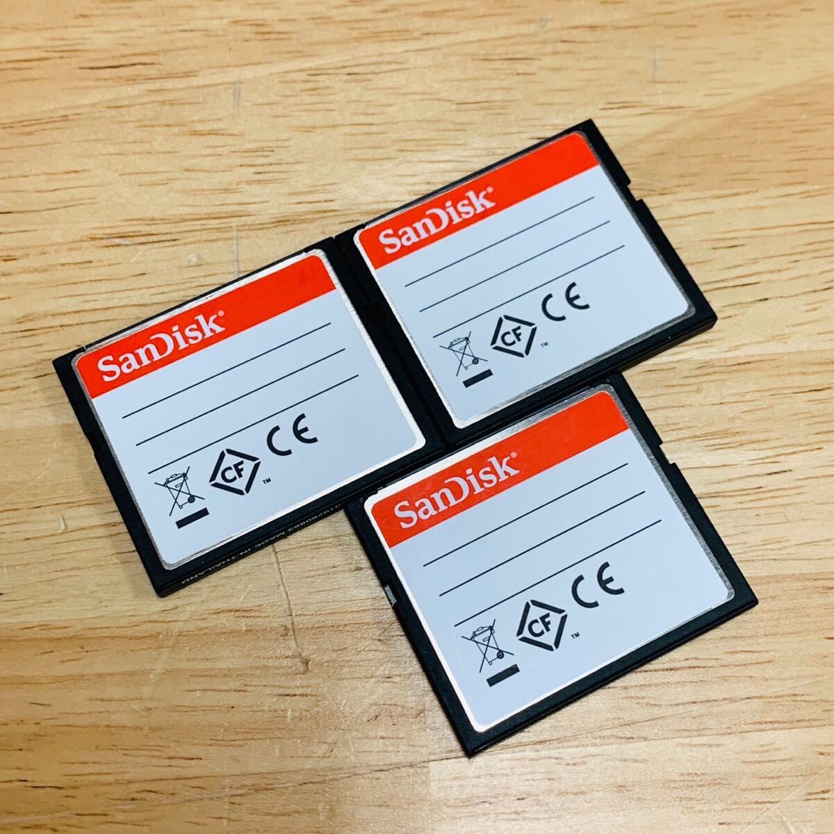 sandisk eXtreme CFカード 3枚まとめ　64GB 64GB 128GB NN445_画像2