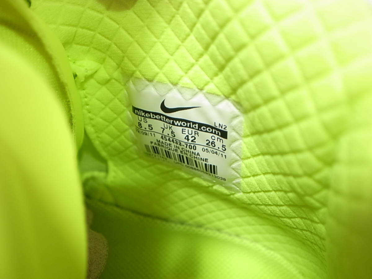 送料無料】2011年 NIKE AIR FORCE 1 HI HYP PRM VOLTエアフォース1
