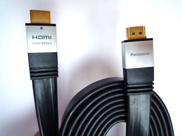 Panasonic 製 高級 HDMI ケーブル ２ｍ (新品) 高級説明あり。_画像2