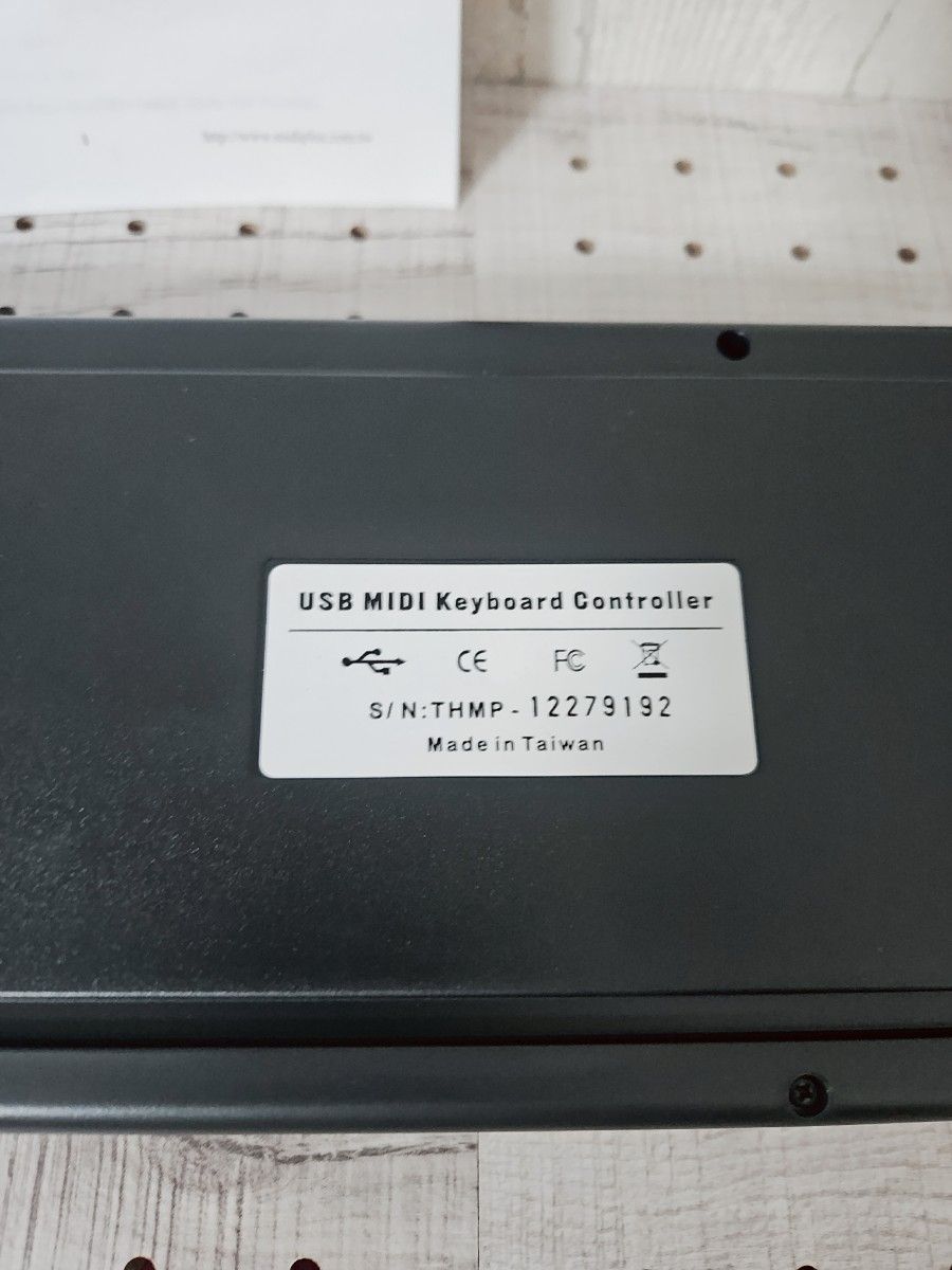 AKM320 Midiキーボードコントローラ DTM定番ソフト Cubase L