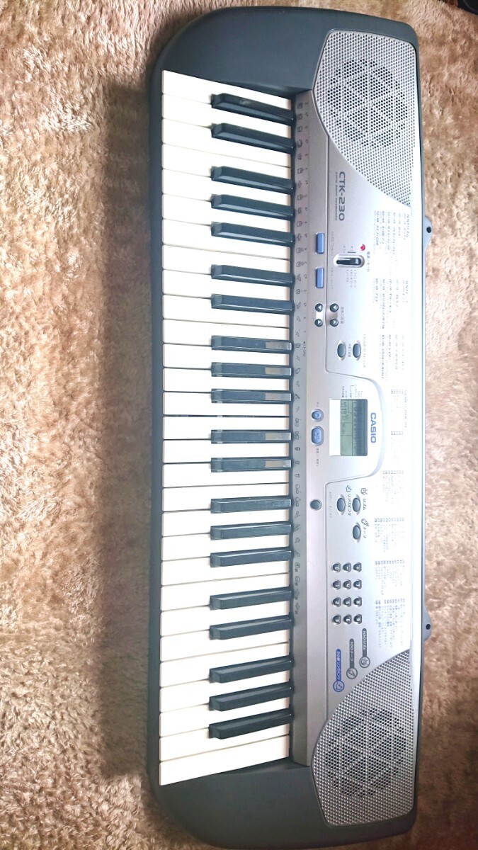 中古美品　CASIO カシオ 電子ピアノ　キーボード　 CTK-230