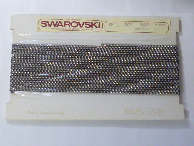 ♪⑦SWAROVSKI　クリスタルブレード?　黒小　3.2m　スワロフスキー_画像1