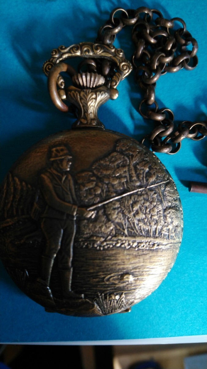 EDOX(SWISS MADE)　古い手巻式懐中時計　　釣りの絵
