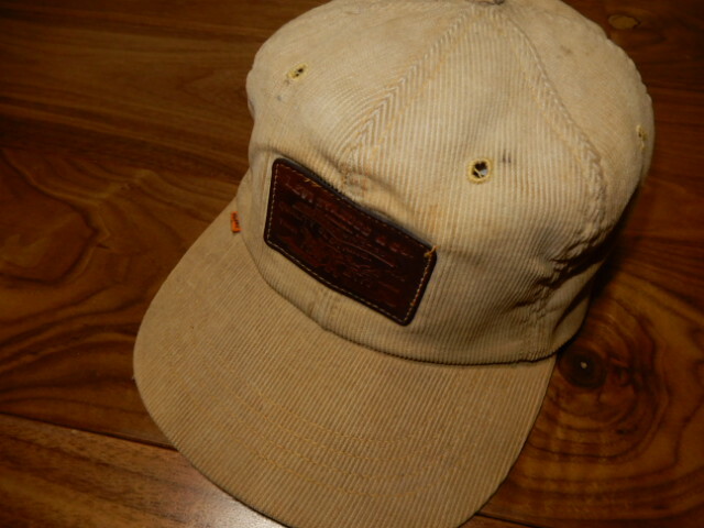 希少種 70's LEVI'S Cap × 2 pcs 革パッチ DENIM & CORDS ビンテージ オリジナル ( リーバイス 501XX 501 BIGE 大戦 片面 60s 506XX 507XX_画像5