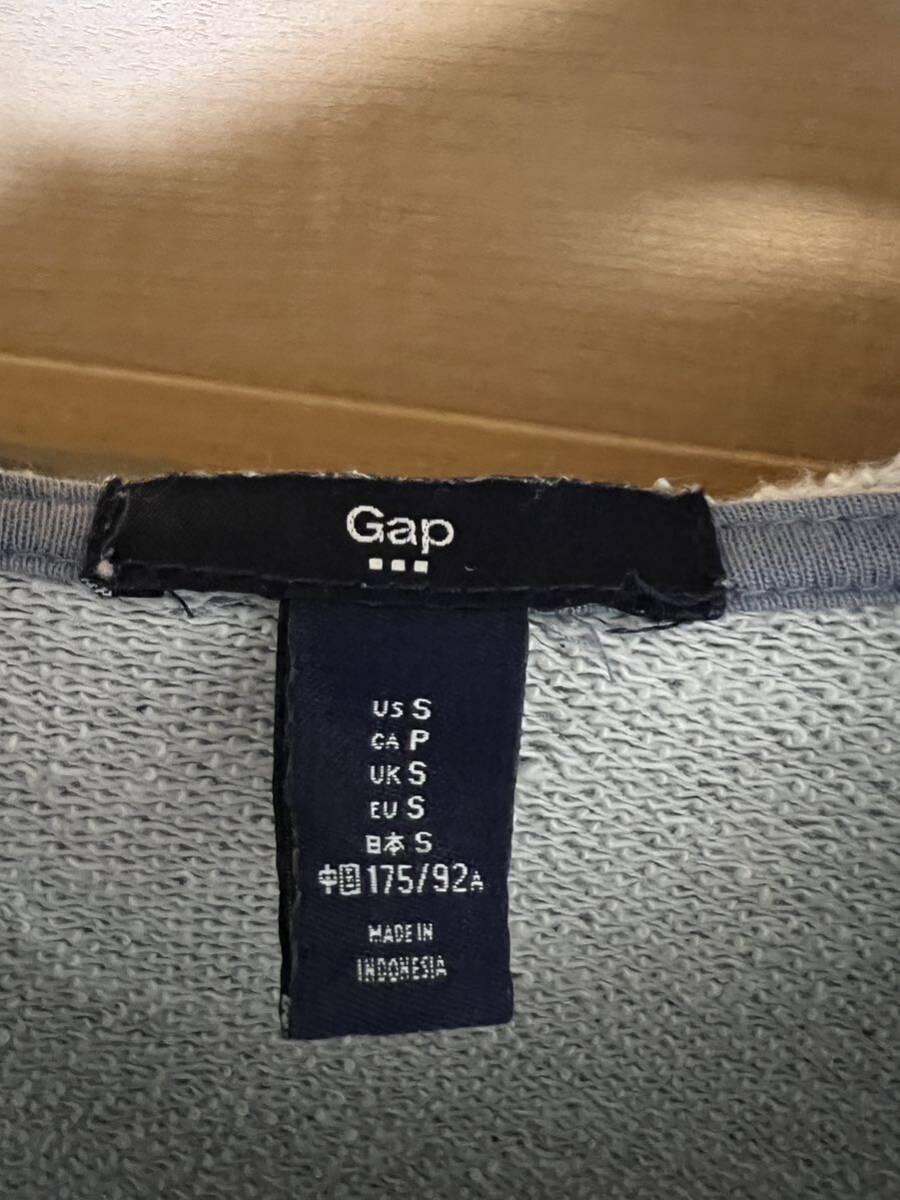 GAP パーカー 薄手　プルオーバー　春先に_画像4