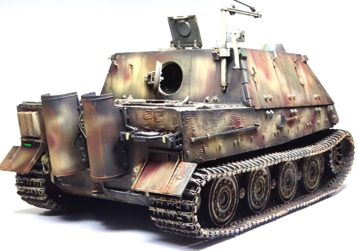 1/35 ドイツ　ストームタイガー　人形3体付き塗装済み完成品_画像7