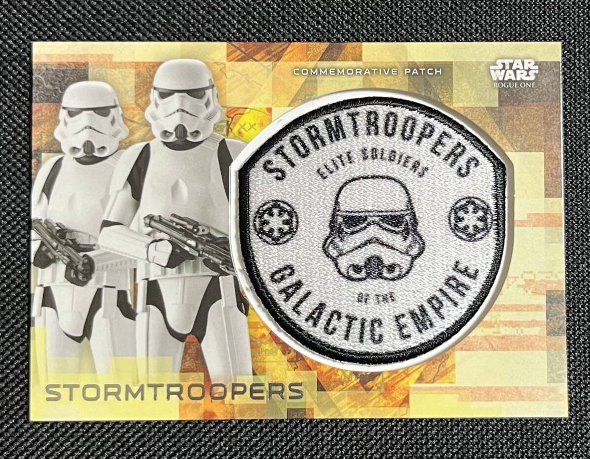 TOPPS STAR WARS ROGUE ONE BLASTER STORMTROOPERS COMMEMORATIVE STORMTROOPER PATCH CARD #MP-IST パッチワッペンカードの画像1