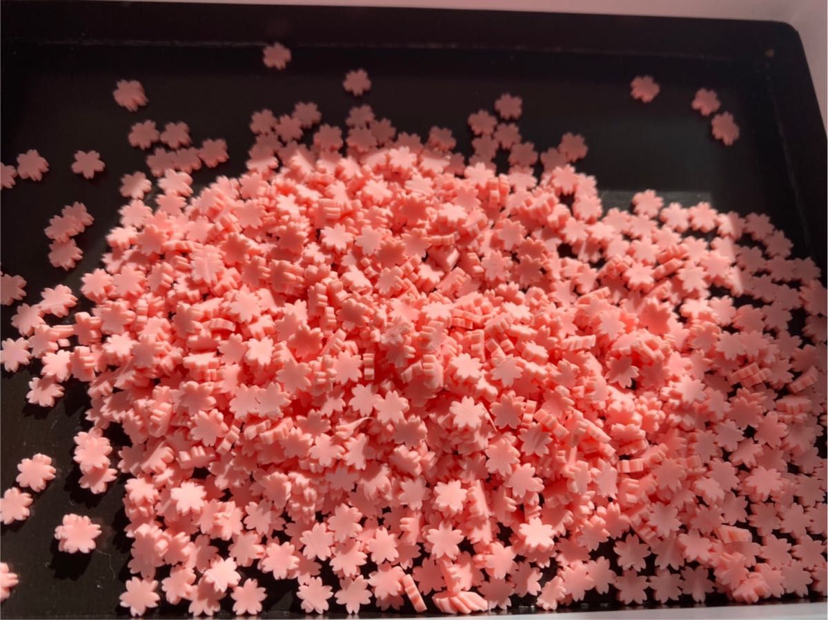 桜&桜花びらパーツ　樹脂粘土フレーク　各20gセット