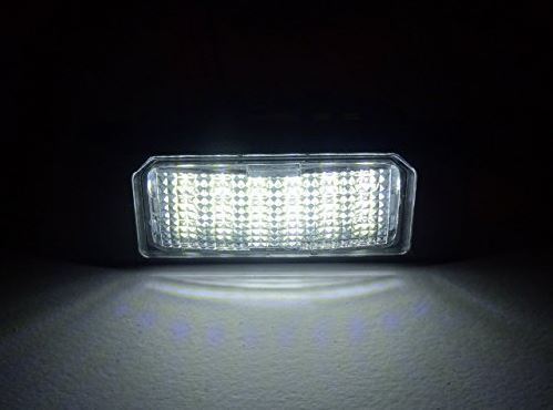 ＶＷ　フォルクスワーゲン　 キャンセラー内蔵　LED　ライセンスランプ （ナンバー灯）　トゥアレグ　７Ｐ５_画像1