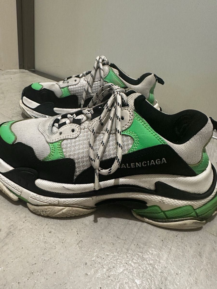 BALENCIAGA  Triple S 41